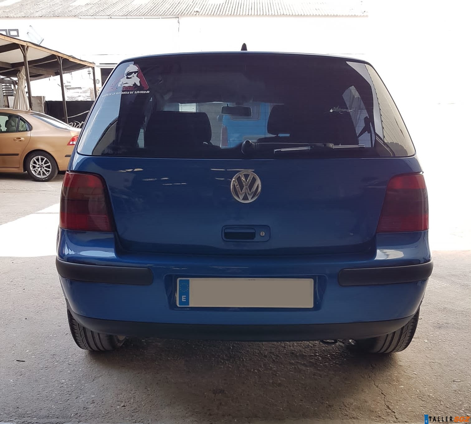 Paragolpes trasero reparado